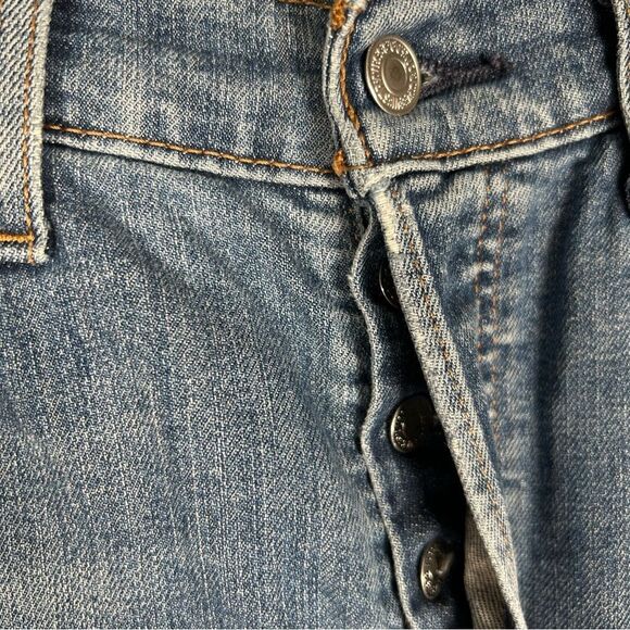 Levi's Women's Wedgie Skinny Jeans Raw Hem Button Fly Size 29 - Picture 6 of 10